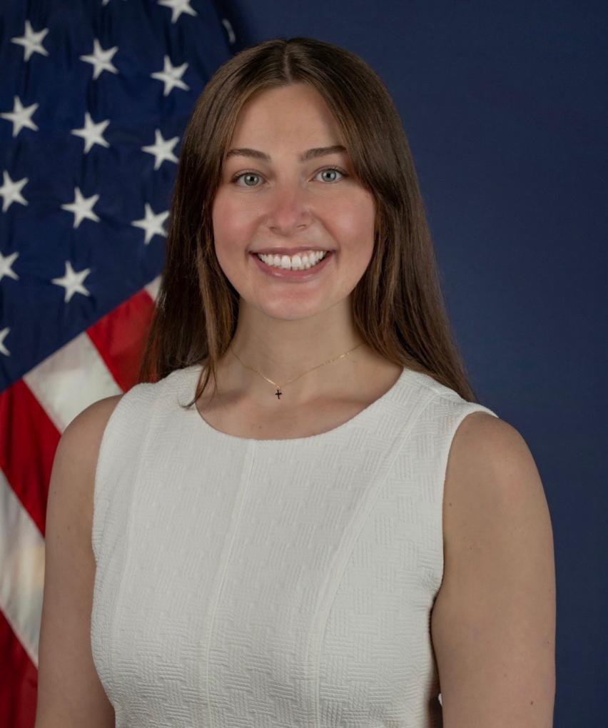 Sydney Plante Headshot